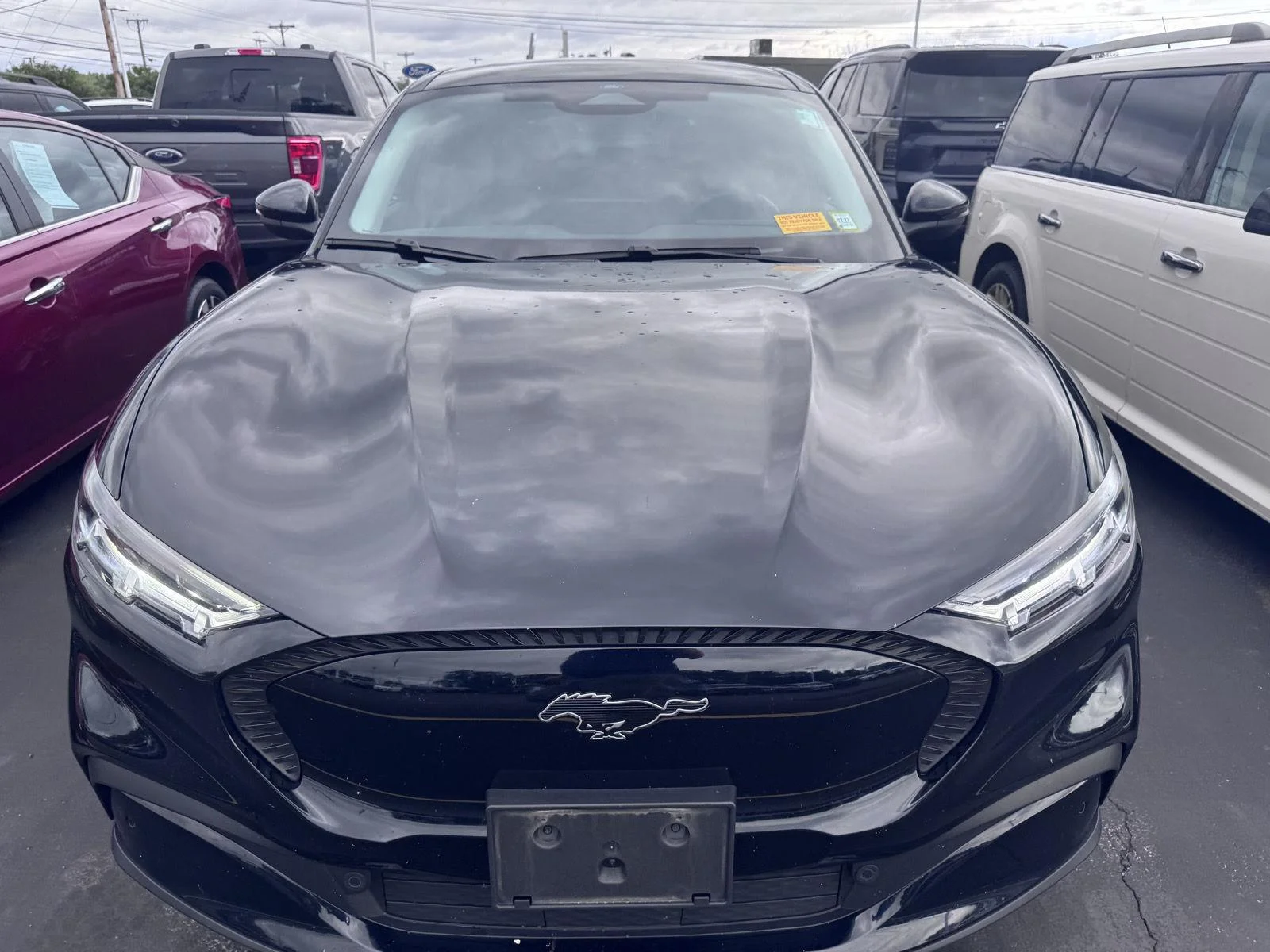 Used 2022 Shadow Black Ford Select image 2