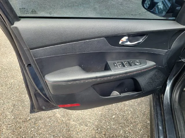 Used 2020 Gray Kia GT image 15