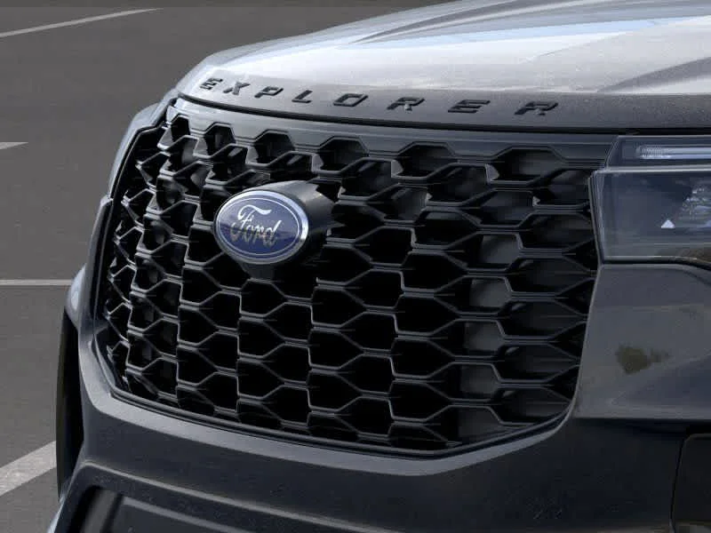 New 2026 Agate Black Metallic Ford ST-Line image 17