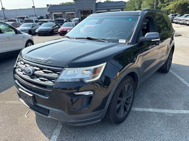 Used 2019 Black Ford XLT image 2