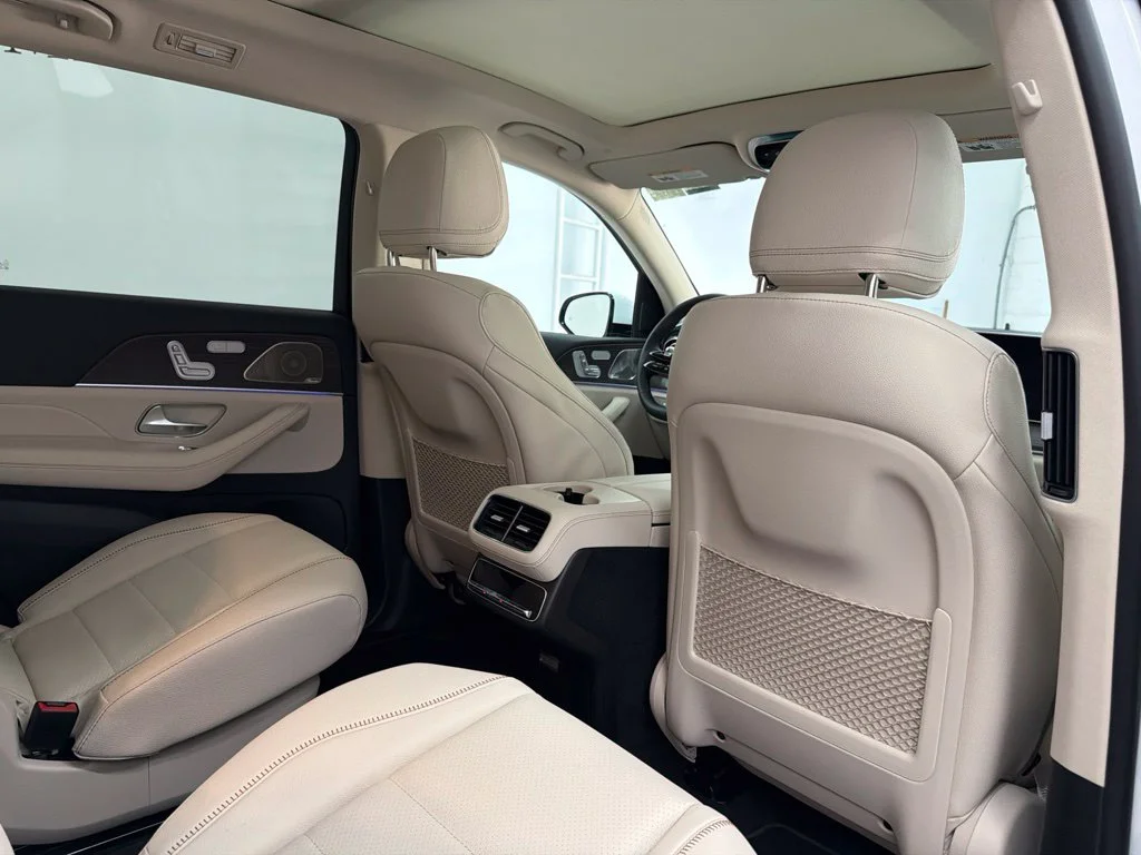 New 2027 White Mercedes-Benz GLS 450 image 29