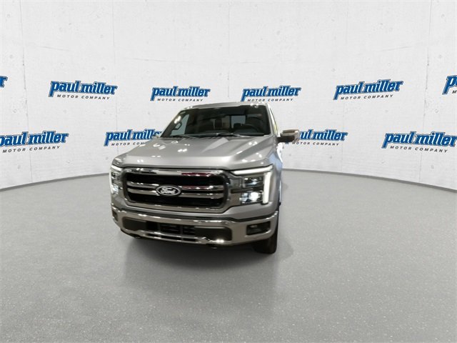 2025 Ford F-150 Lariat photo 4