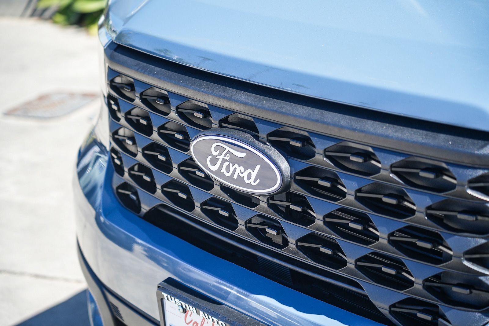 Used 2025 Gray Ford XLT image 3