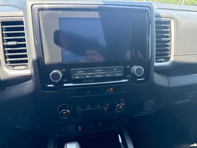 Used 2022 Blue Nissan SV image 31