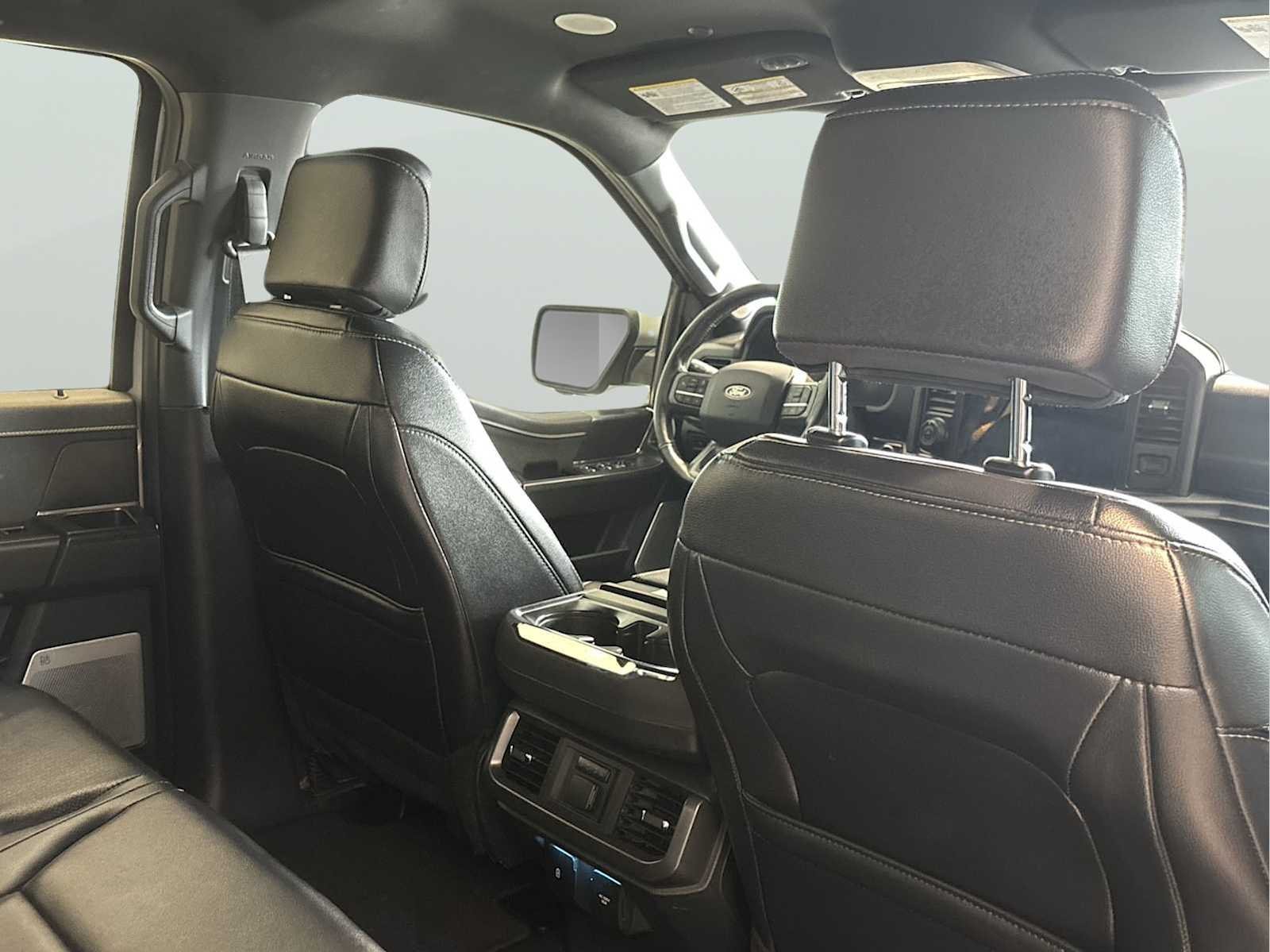 Used 2024 Avalanche Ford LARIAT image 26