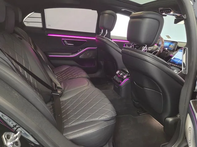 Used 2021 Black Mercedes-Benz S 580 image 16