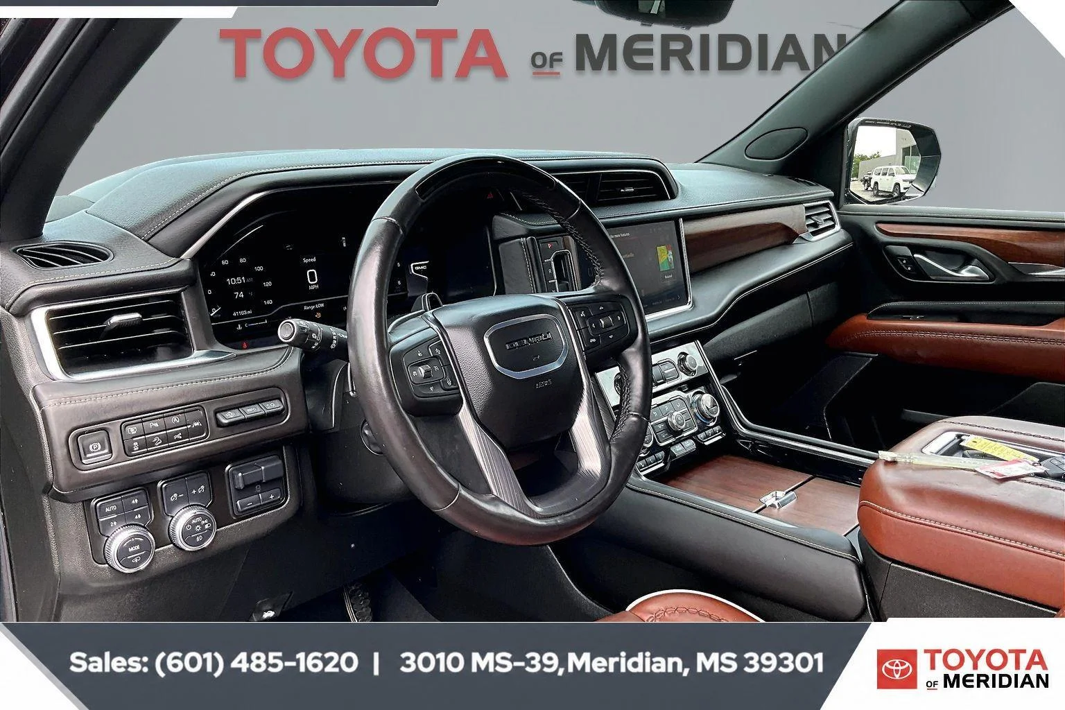 Used 2024 Onyx Black GMC Denali Ultimate image 12