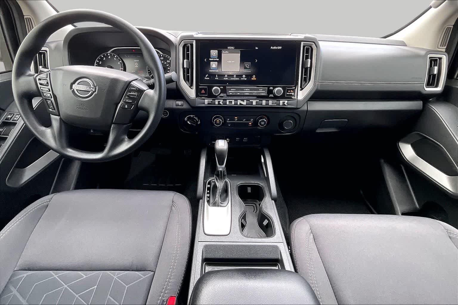 Used 2025 Glacier White Nissan SV image 14