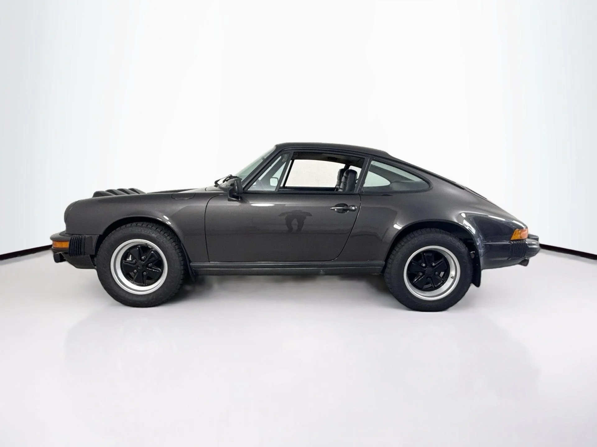Used 1981 Gray Porsche SC image 4