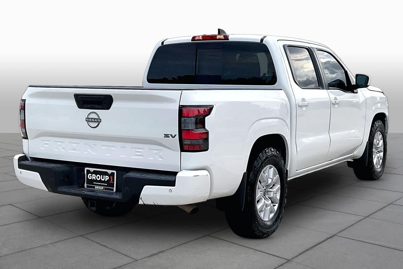 Used 2023 Glacier White Nissan SV image 13