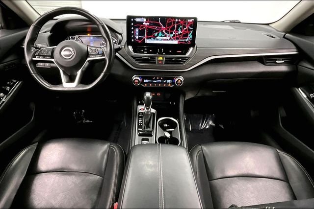 Used 2024 Gun Metallic Nissan Platinum image 18