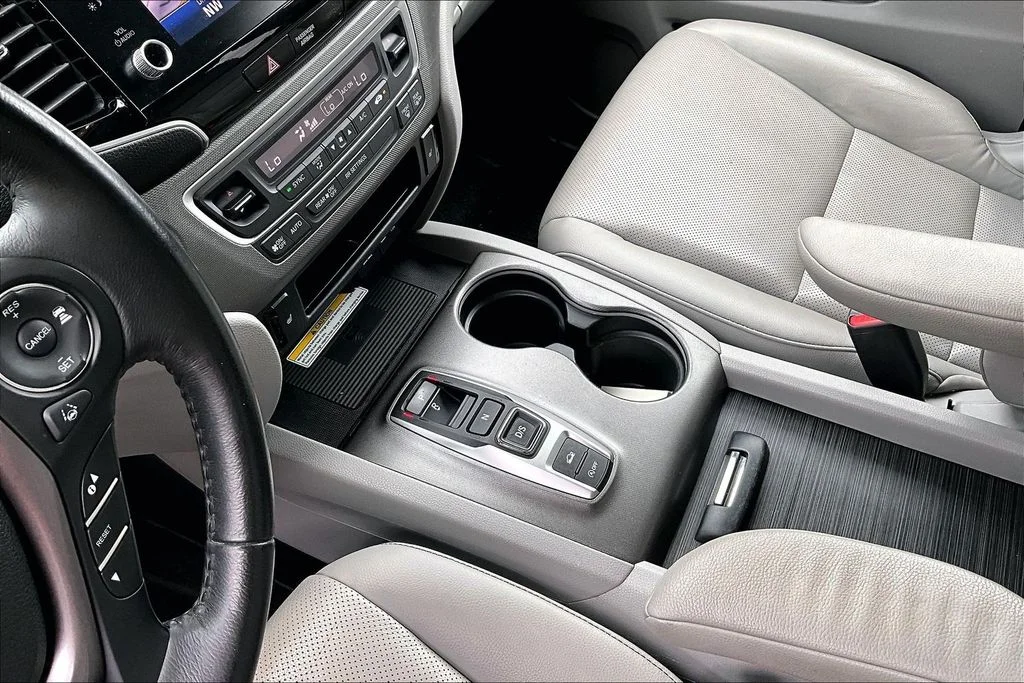 Certified Used 2022  Honda RTL-E image 18