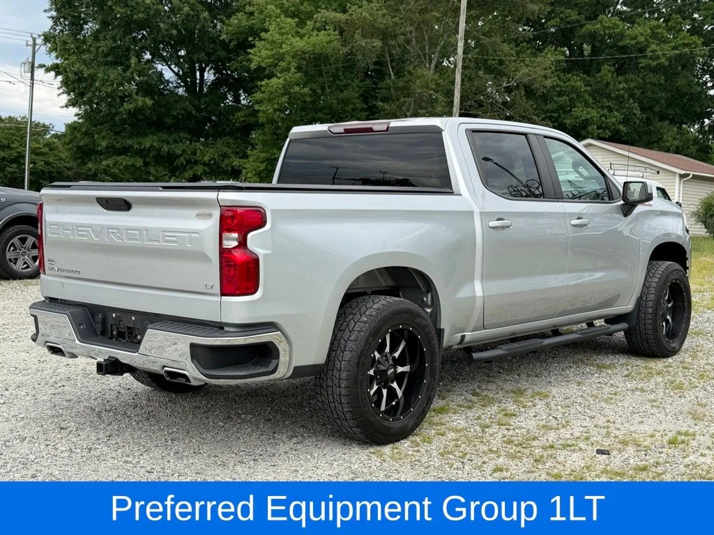 Used 2021 Silver Chevrolet LT image 12