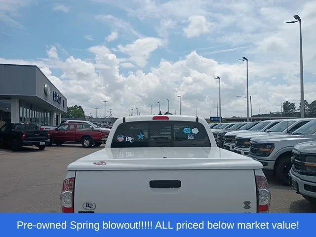 Used 2014 White Toyota Prerunner image 10