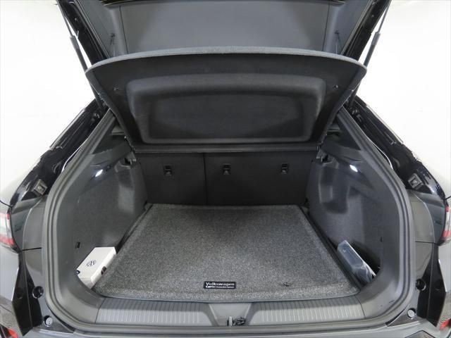 New 2026 Deep Black Pearl Volkswagen Pro image 26