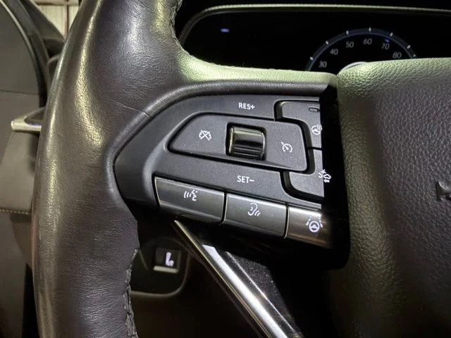 Used 2022 Gray Cadillac Premium image 34
