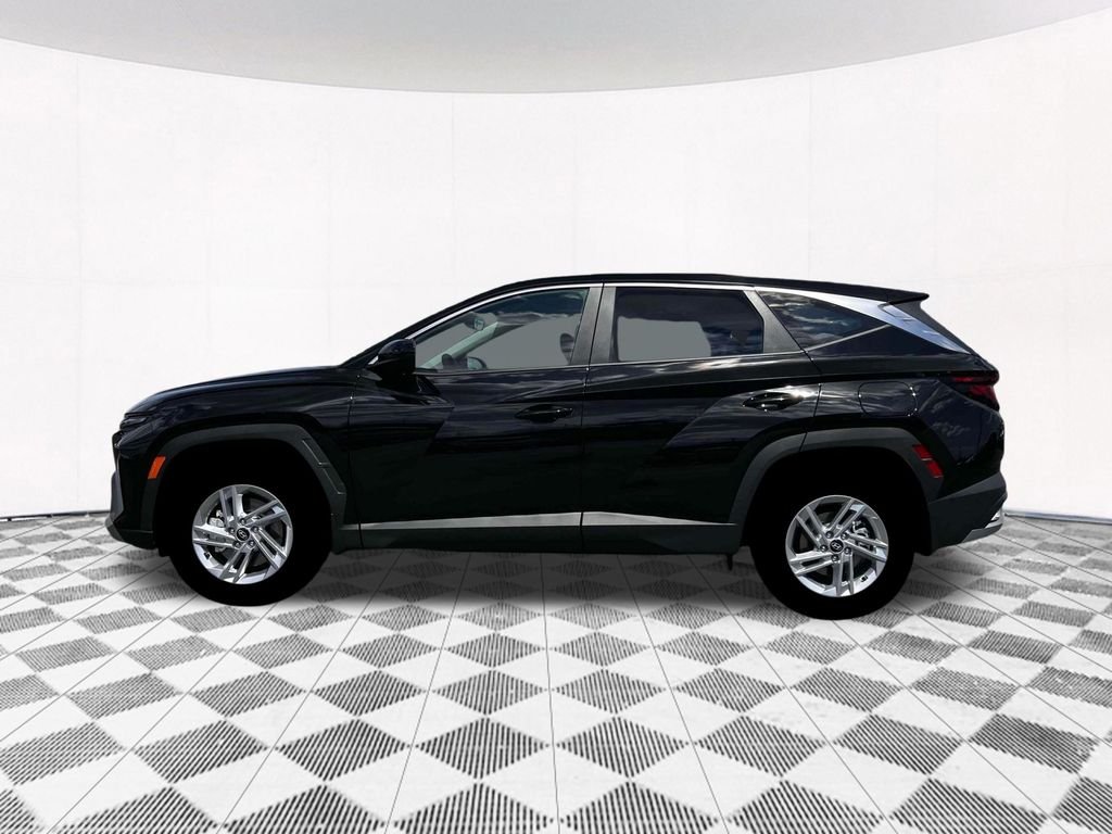 New 2026 Black Hyundai SE image 3