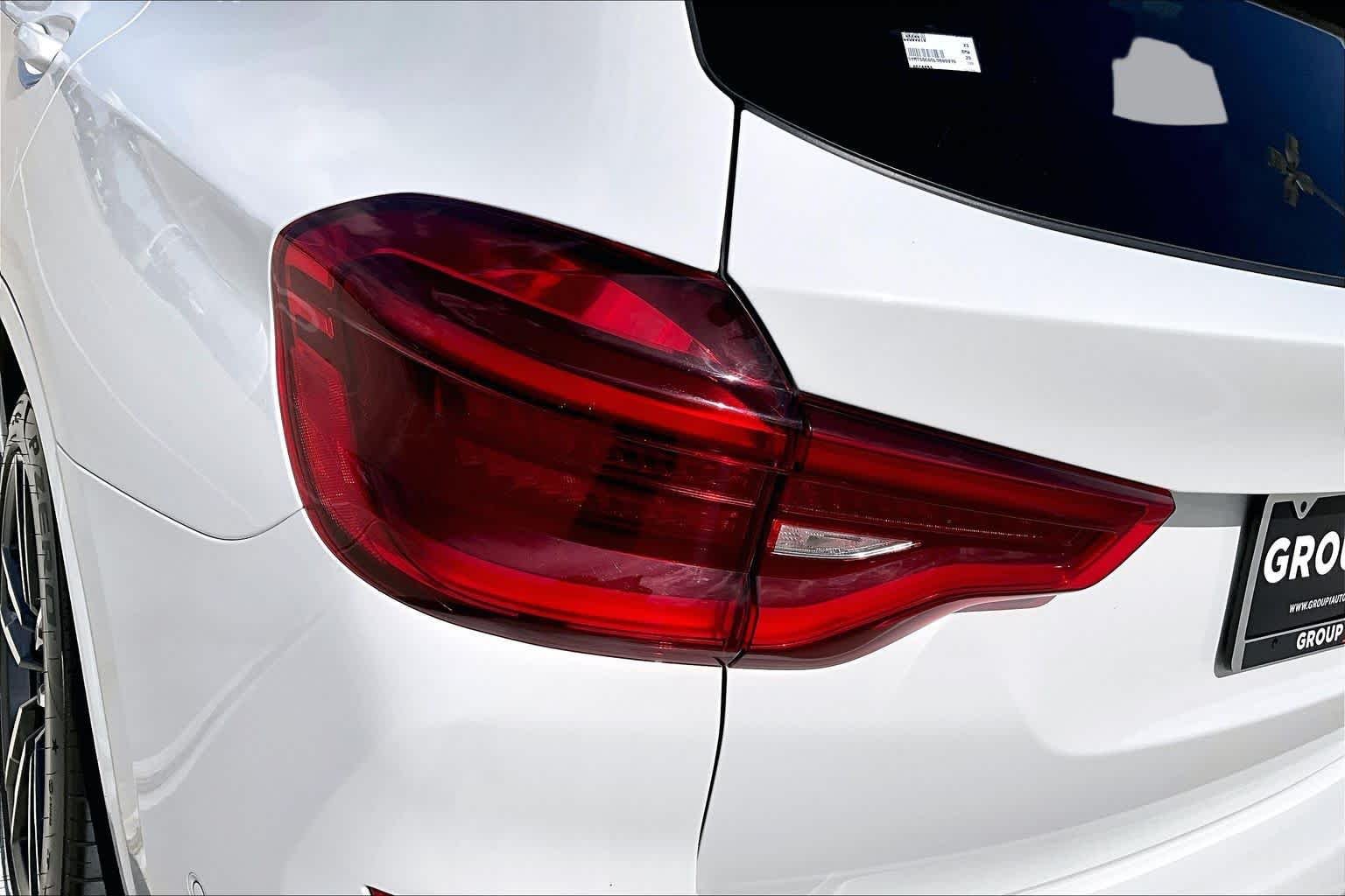 Used 2020 Alpine White BMW  image 27
