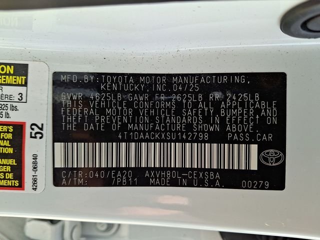 Used 2025 White Toyota SE image 27