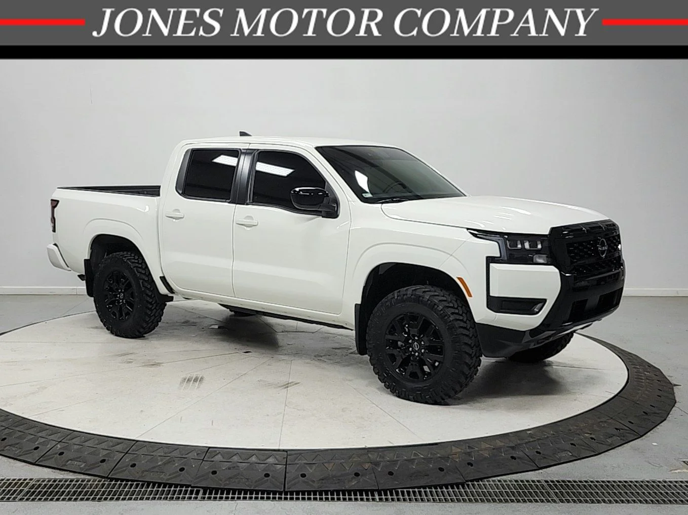 2026 Nissan Frontier SV Crew Cab 4X4 SWB's photo