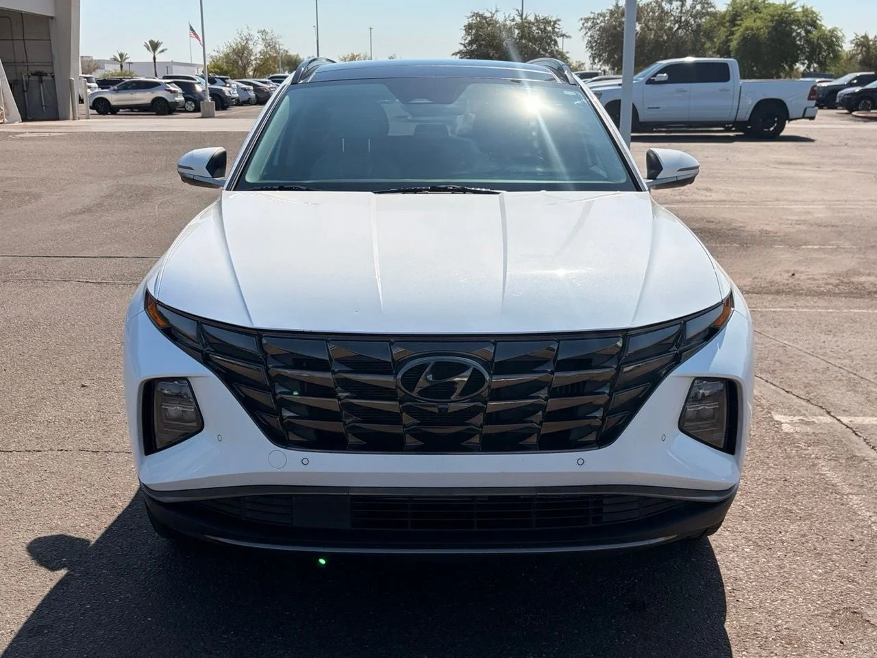 Used 2022 Quartz White Hyundai Limited image 30