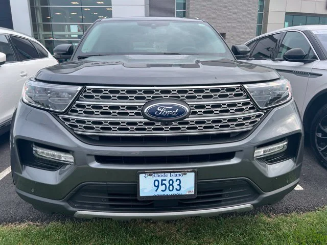 Used 2024 Gray Ford Limited image 2