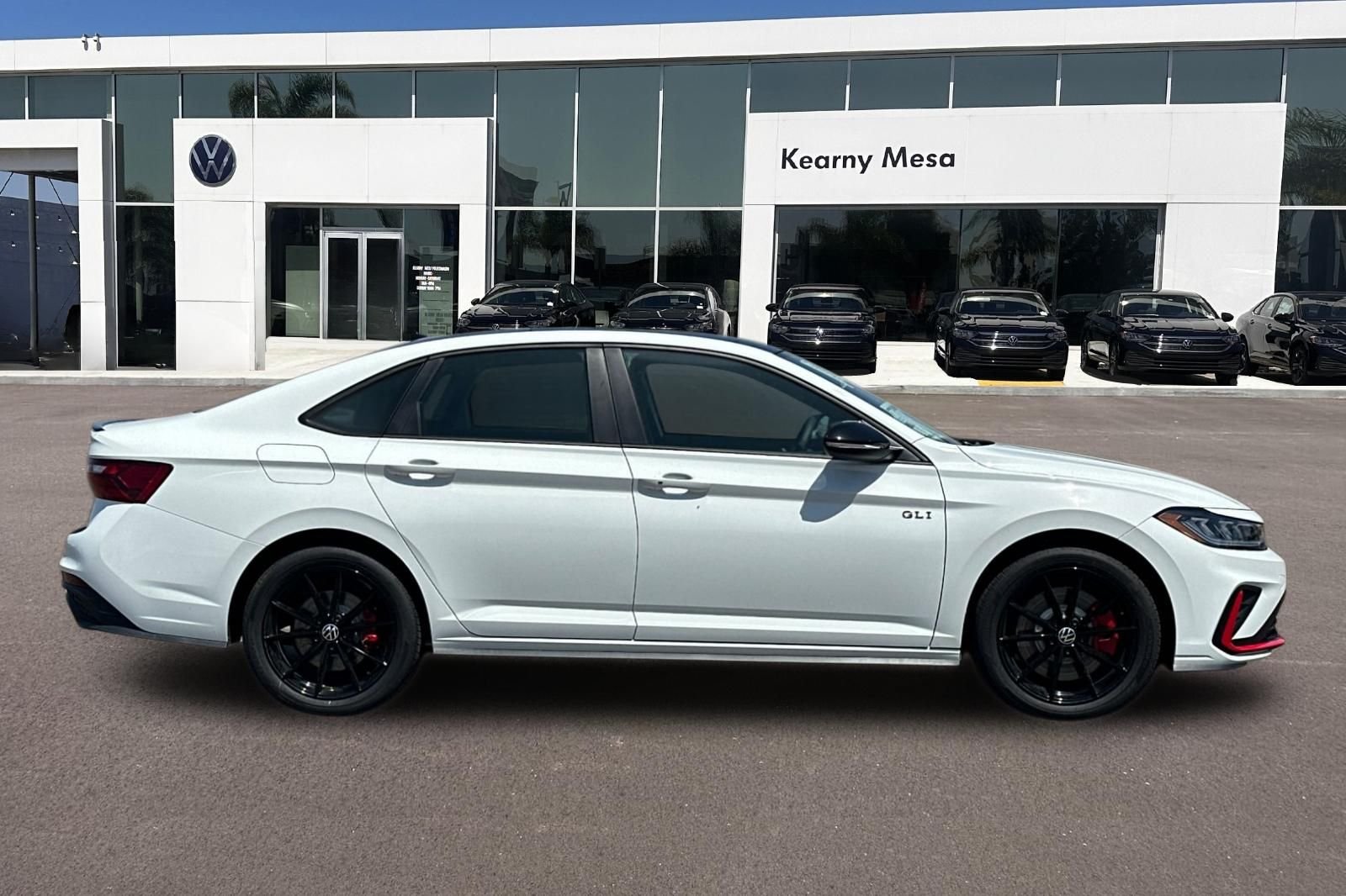 New 2026 Pure White Volkswagen 2.0T Autobahn image 3