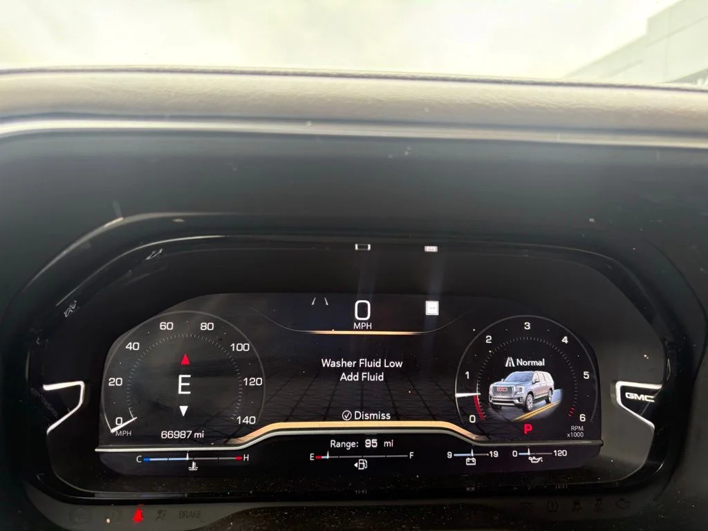Used 2022 Hunter Green GMC Denali image 25