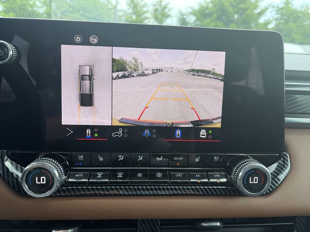 Used 2024 Red GMC AT4 image 24