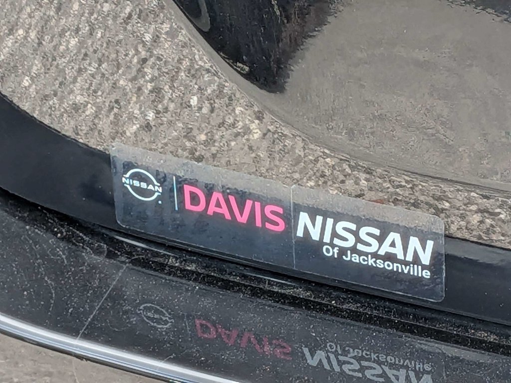 Used 2025 Super Black Nissan SV image 13