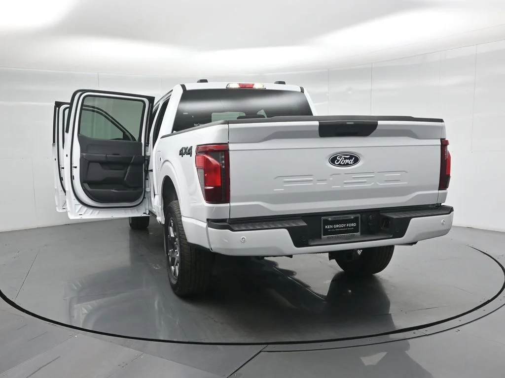New 2026 Oxford White Ford STX image 31