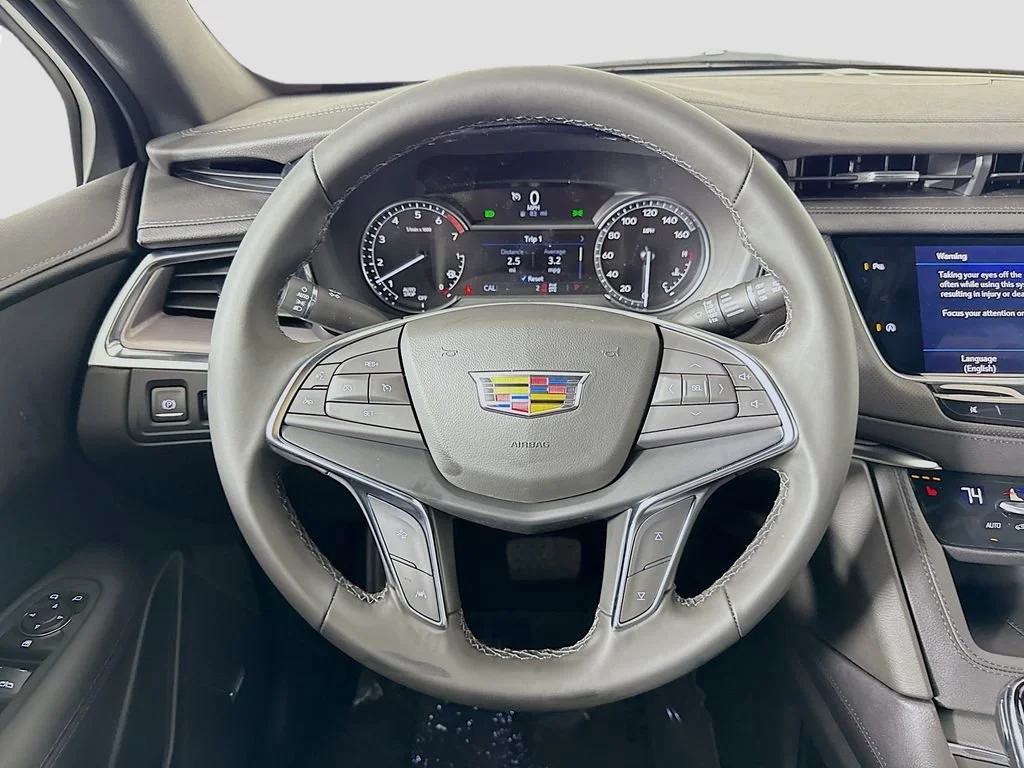 2026 Cadillac XT5 Luxury - Photo 11