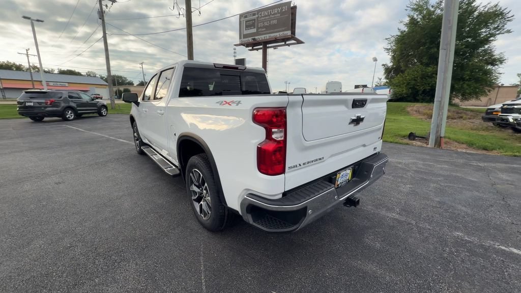 2024 Chevrolet Silverado 1500 LT - Photo 6