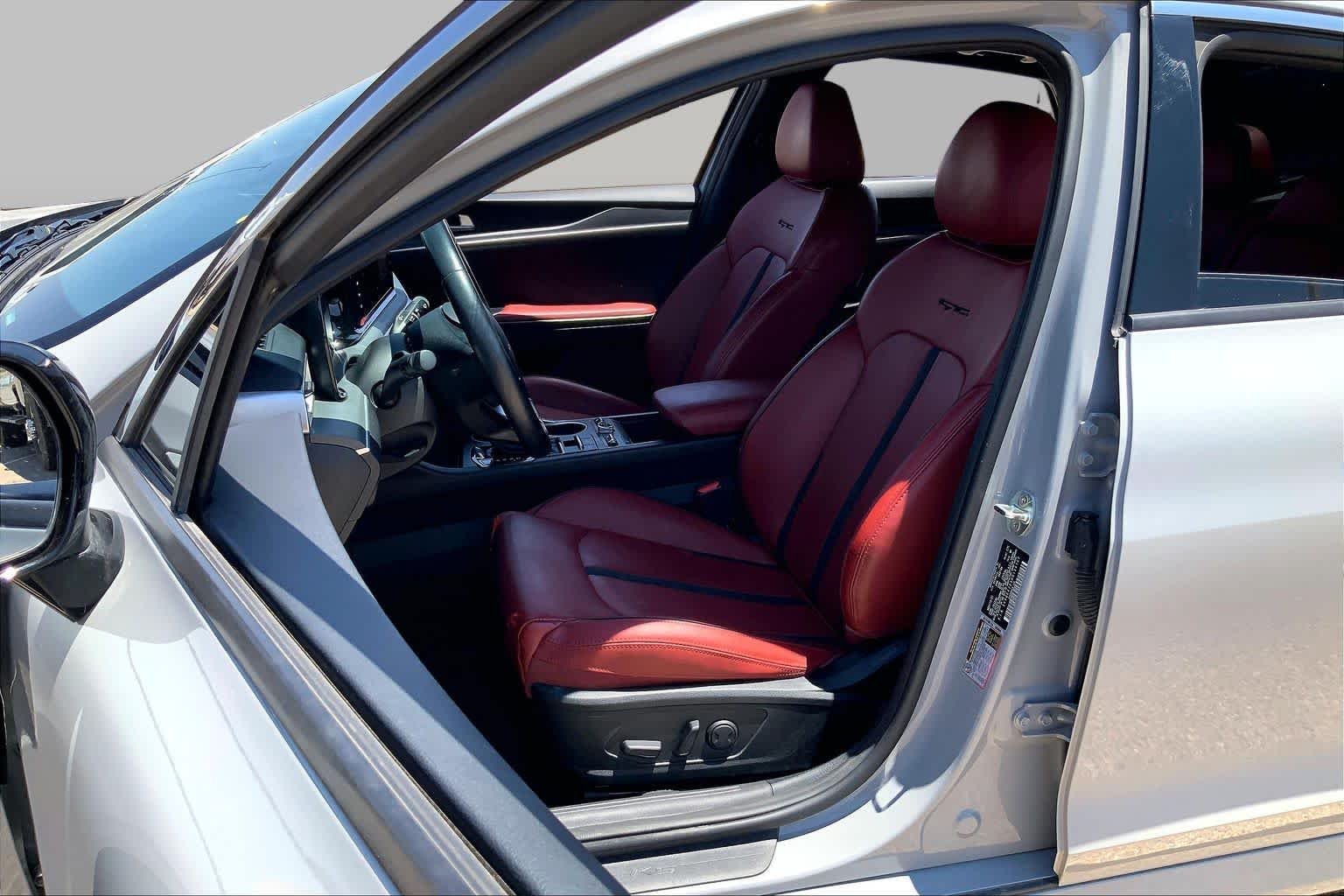 Used 2022 Wolf Gray Kia GT-Line image 7