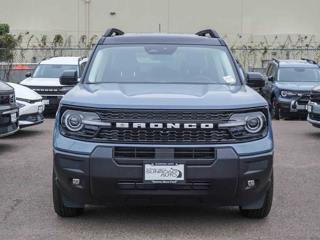 New 2026 Azure Gray Metallic Tri-Coat Ford Outer Banks image 2
