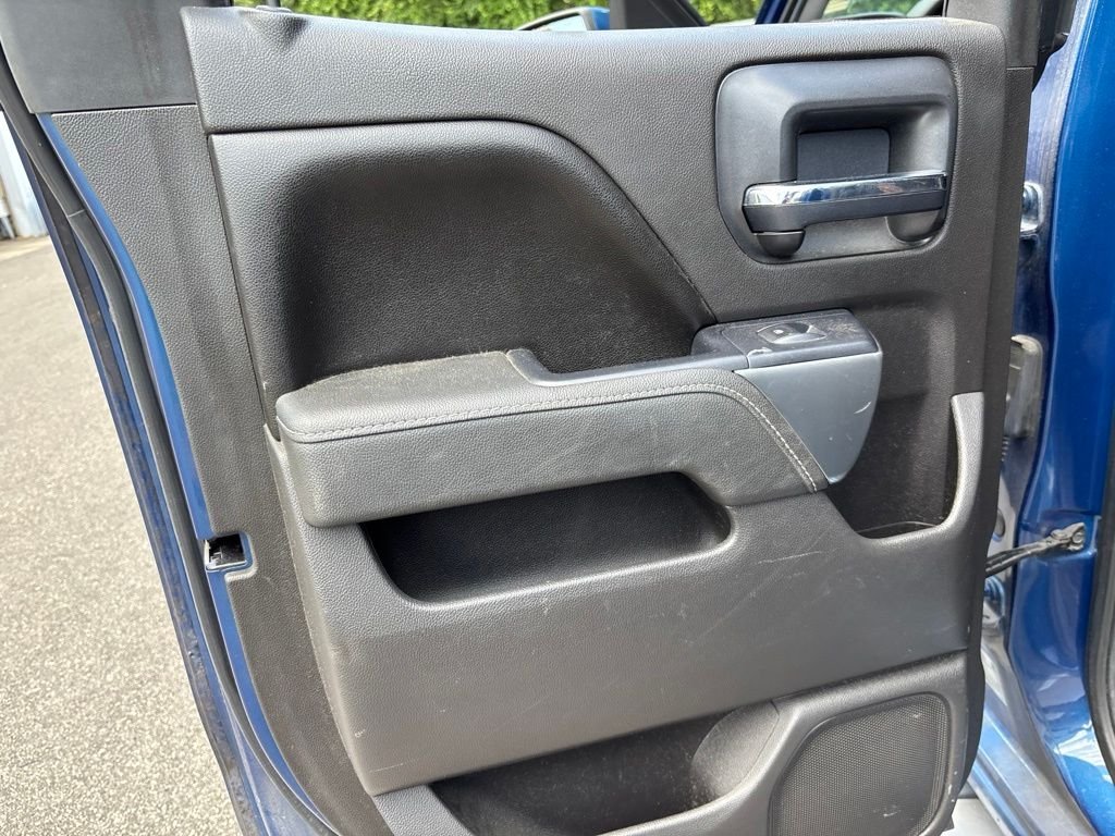 Used 2016 Blue Chevrolet LT image 6