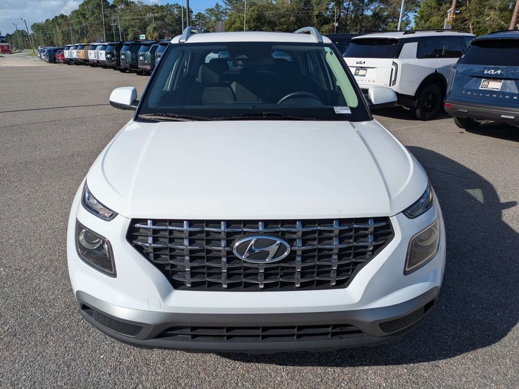 Used 2026 White Hyundai SEL image 9
