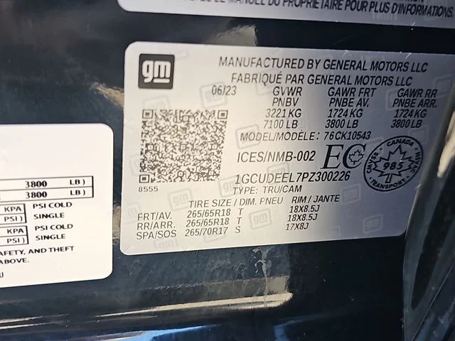 Used 2023 Black Chevrolet RST image 36