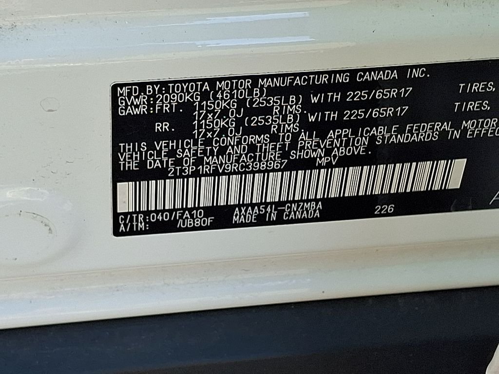 Used 2024 White Toyota XLE image 28