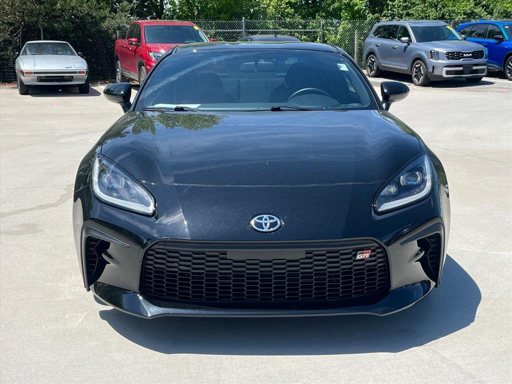 Used 2023 Raven Toyota Base image 6