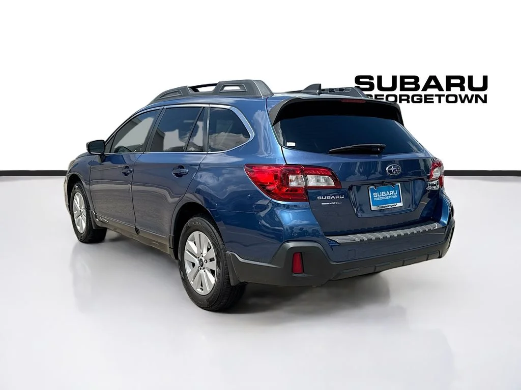 Used 2019 Blue Subaru 2.5i Premium image 5