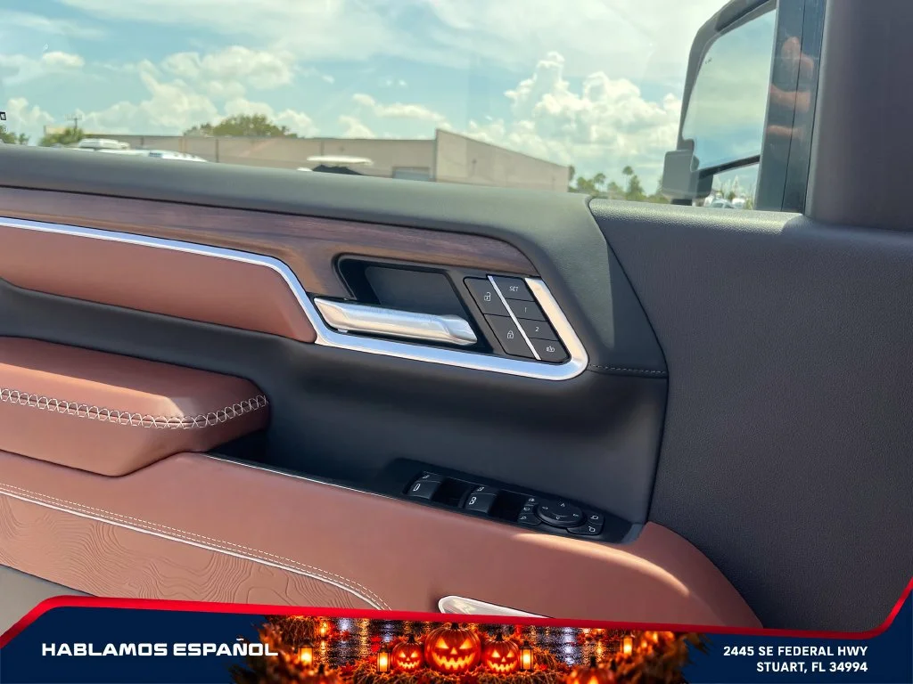 New 2026 Glacier White Tricoat GMC Denali Ultimate image 22
