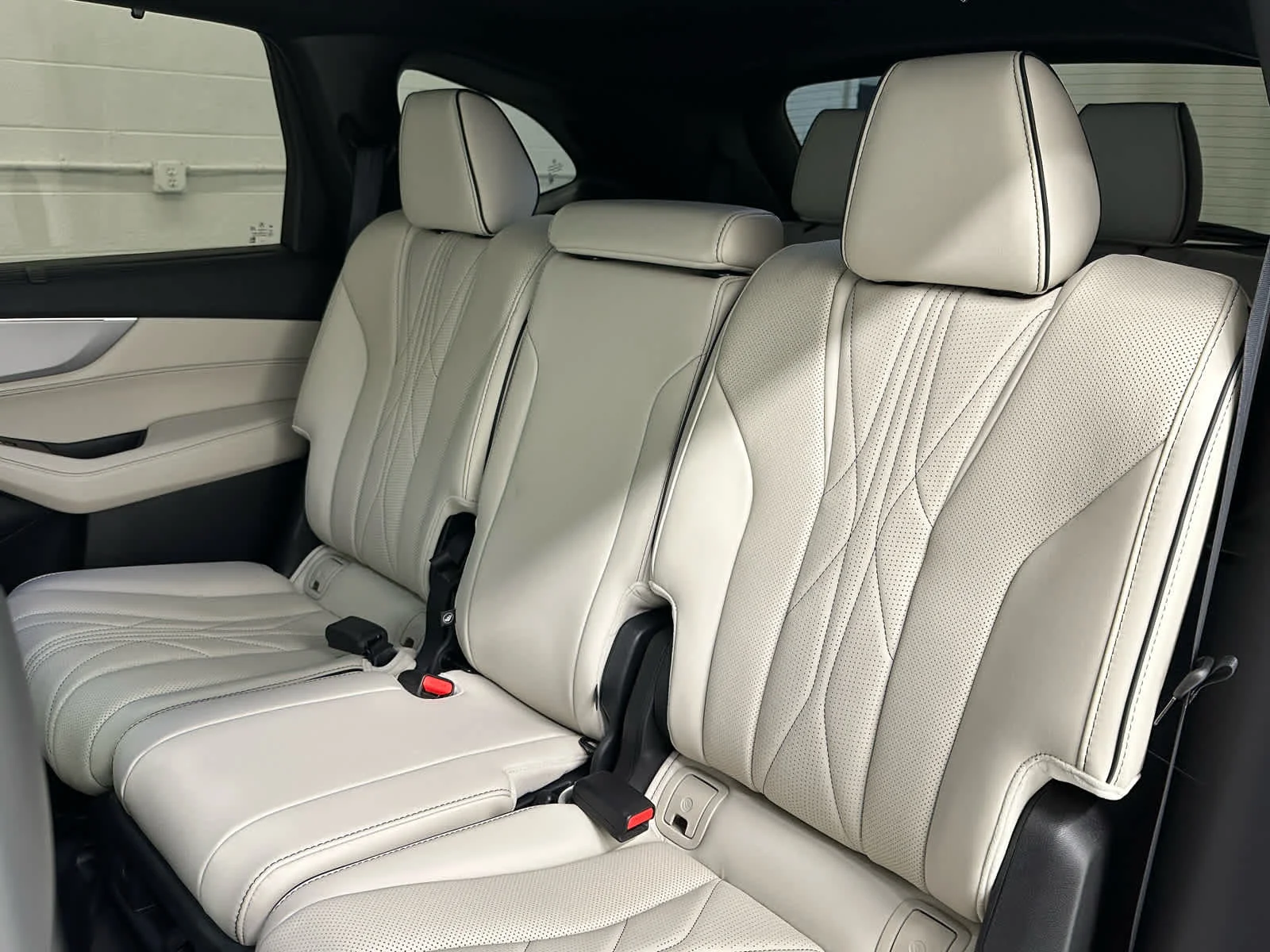 Used 2025 Urban Gray Pearl Acura w/A-Spec Advance Package image 16