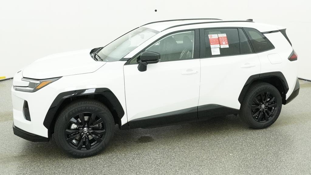 New 2026 Ice Cap Toyota SE image 5