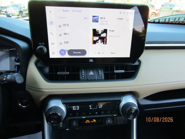 Used 2025 Midnight Black Metallic Toyota XLE Premium image 15