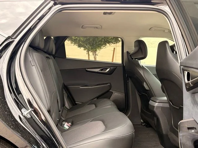 Certified Used 2025 Black Kia Light image 17