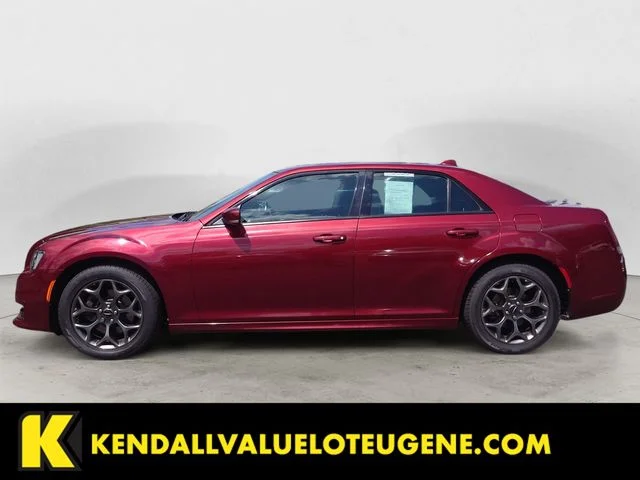 Used 2018 Red Chrysler S image 2