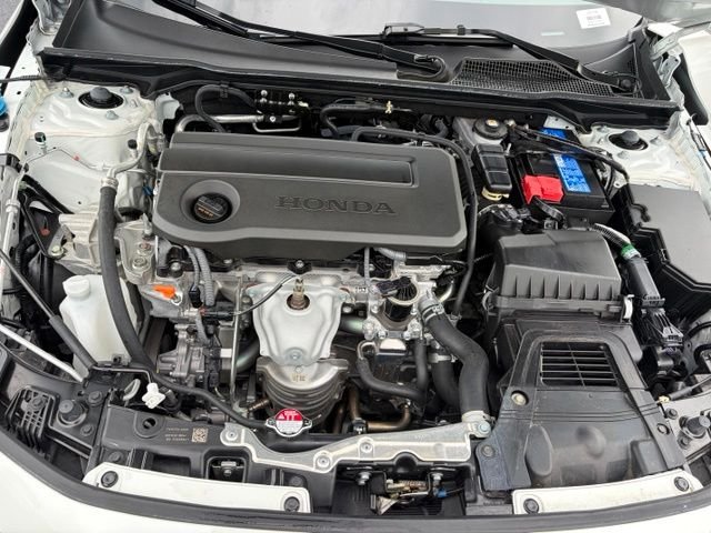 Used 2025  Honda Sport image 11
