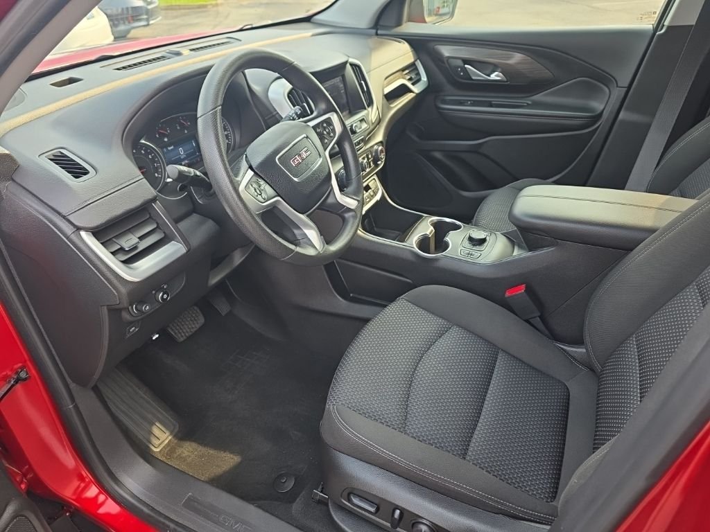Used 2023 Red GMC SLE image 8