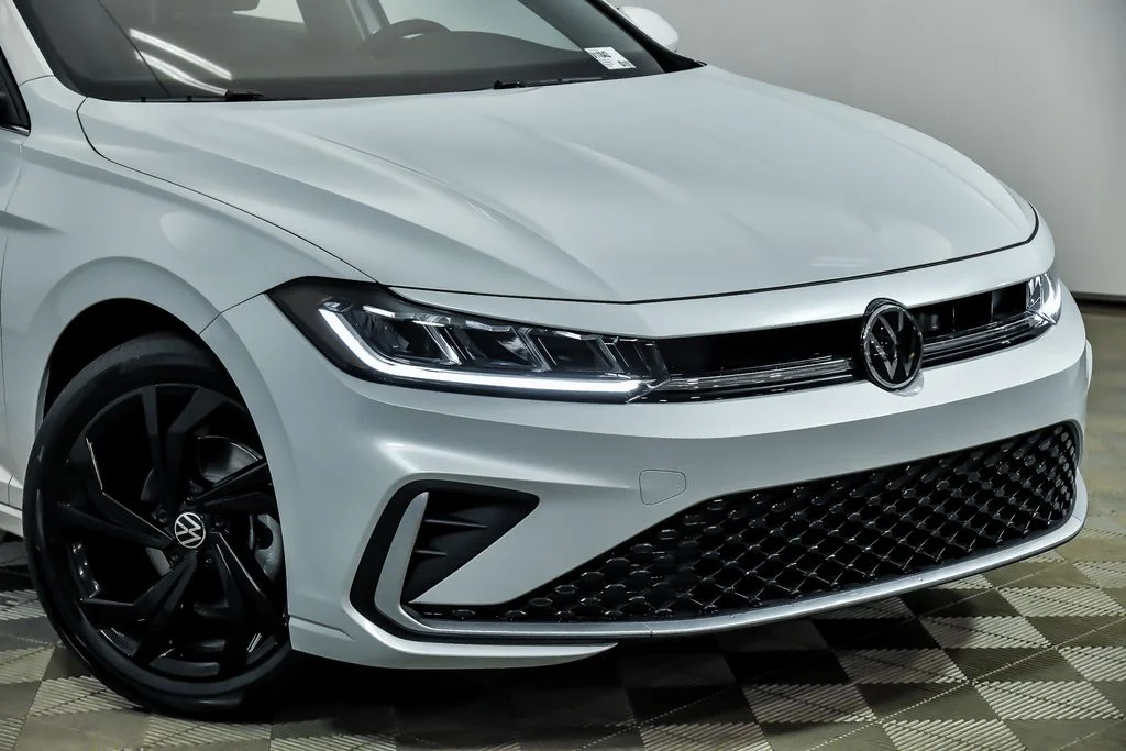 New 2026 Gray Volkswagen 1.5T SE image 2